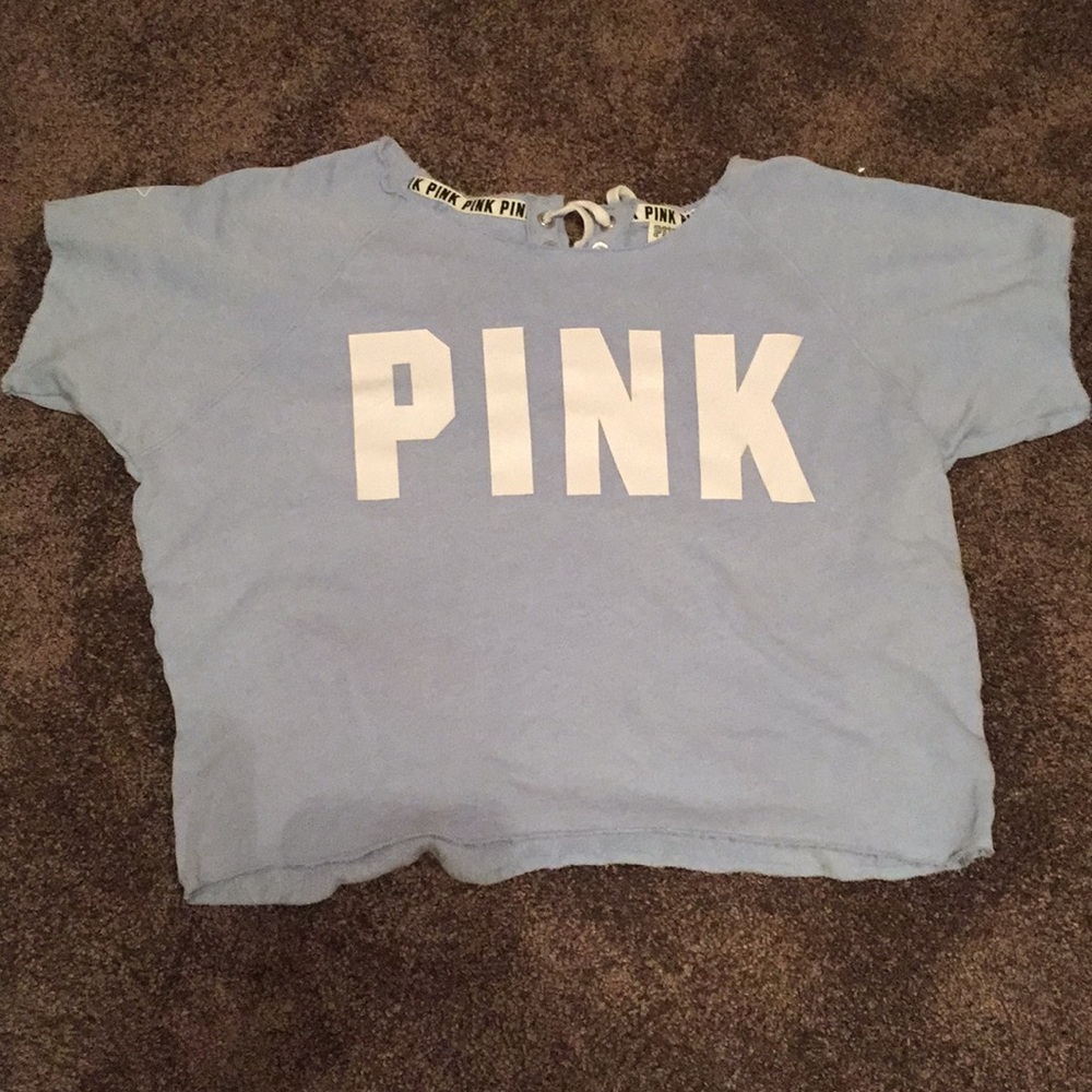 Light Blue Pink VS top